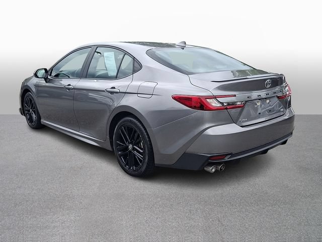 Used 2025 Toyota Camry SE FWD image 6