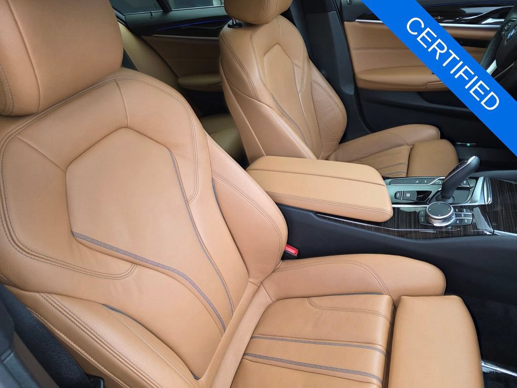 Used 2019 BMW 530e RWD image 30