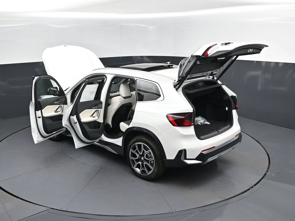 New 2026 BMW X1 xDrive28i w/ Technology Package AWD/4WD image 47