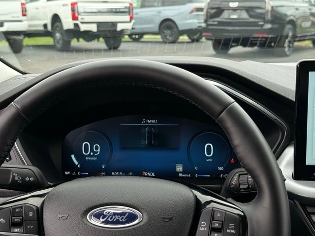 Used 2025 Ford Escape Platinum image 8