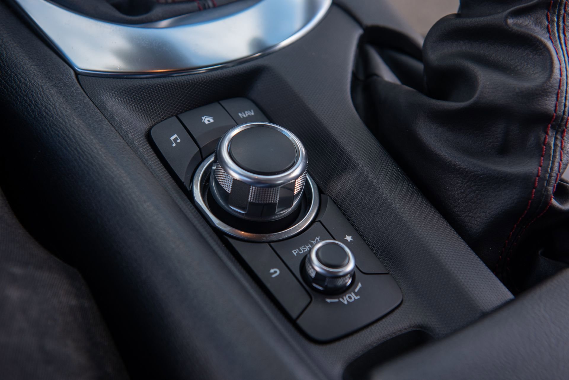 Used 2018 MAZDA MX-5 Miata RF Grand Touring image 22