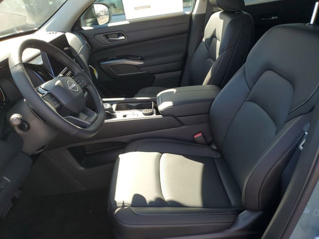 New 2026 Nissan Pathfinder SL image 19