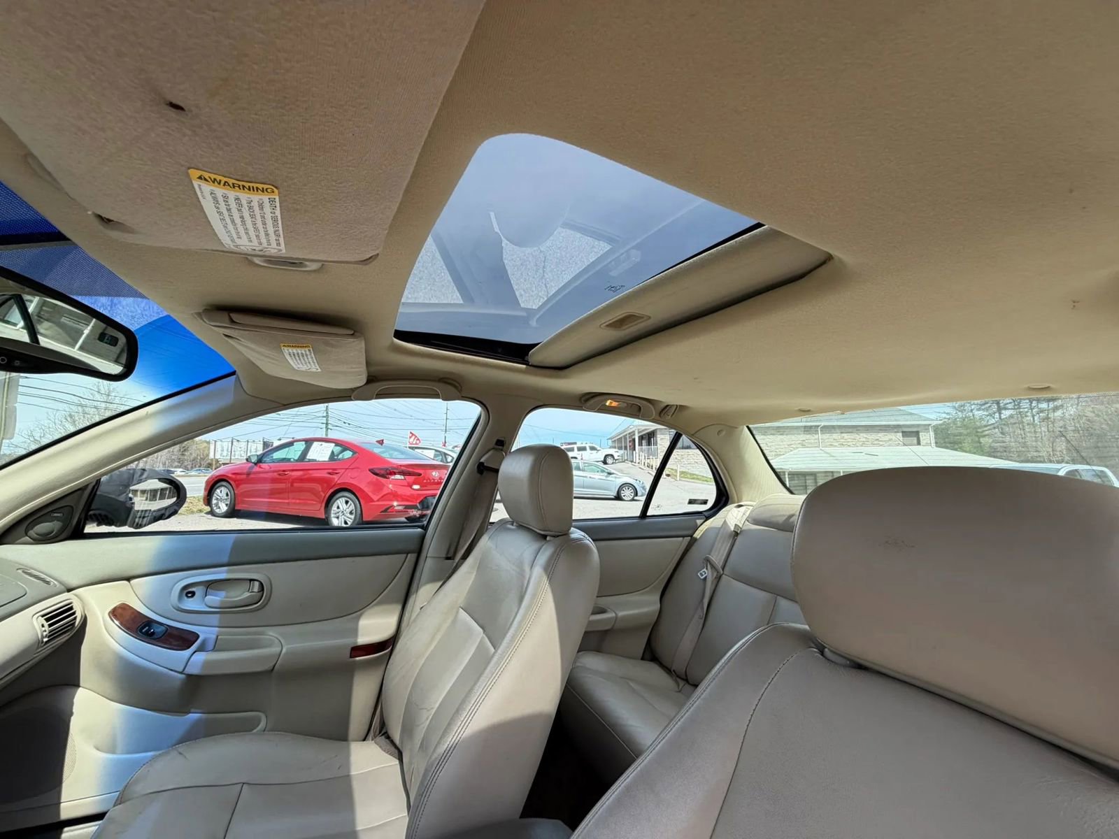 Used 2000 Oldsmobile Intrigue GLS image 9