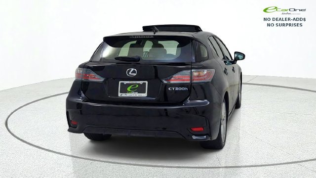 Used 2015 Lexus CT 200h w/ Navigation Package FWD image 7