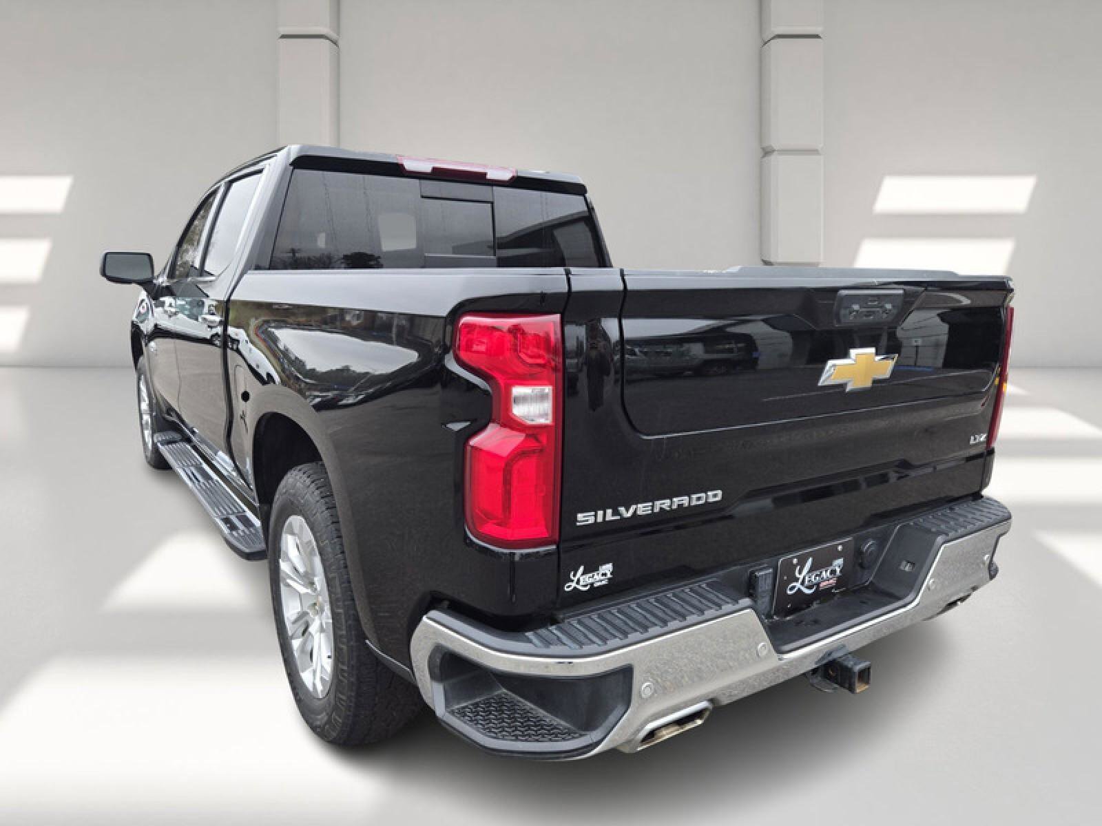 Used 2023 Chevrolet Silverado 1500 LTZ w/ LTZ Premium Texas Edition image 5