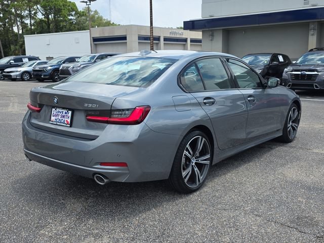 Used 2023 BMW 330i Sedan w/ Premium Package RWD image 4