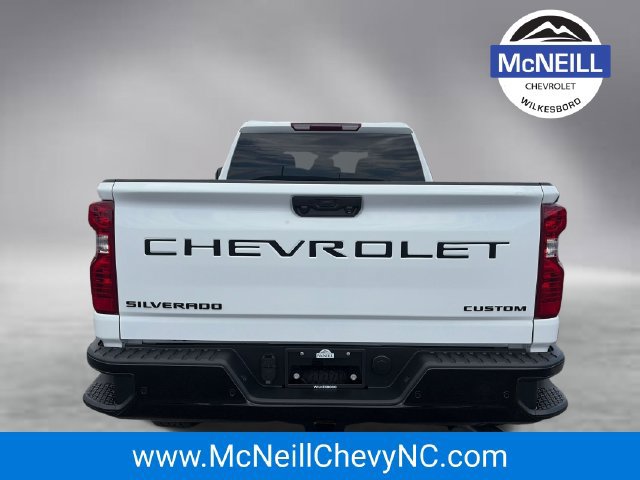 New 2026 Chevrolet Silverado 2500 Custom w/ Custom Value Package AWD/4WD image 7