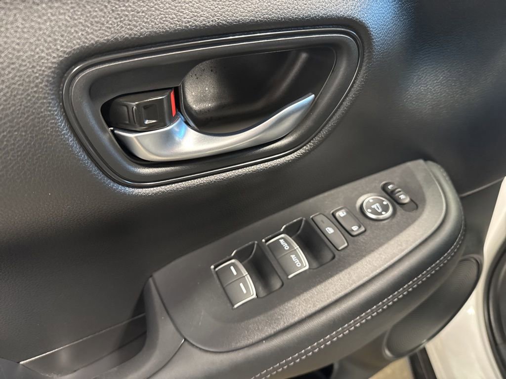 Used 2026 Honda HR-V EX-L image 21