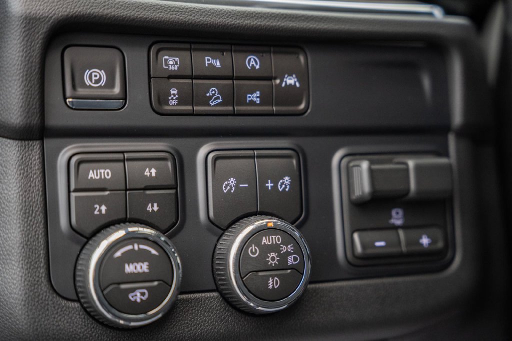 New 2026 Chevrolet Tahoe High Country AWD/4WD image 51