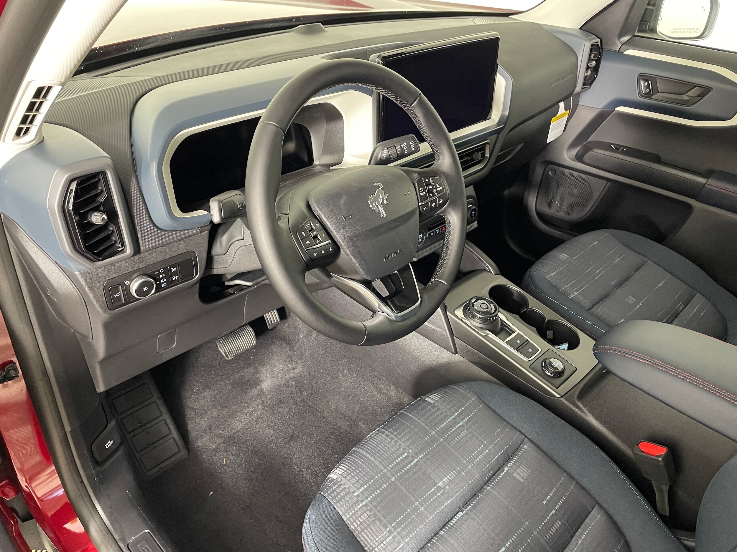 New 2025 Ford Bronco Sport Heritage w/ Convenience Package AWD/4WD image 3