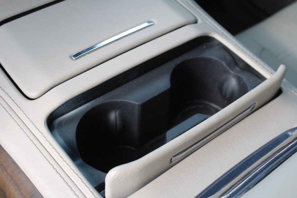 Used 2018 GMC Yukon Denali image 39