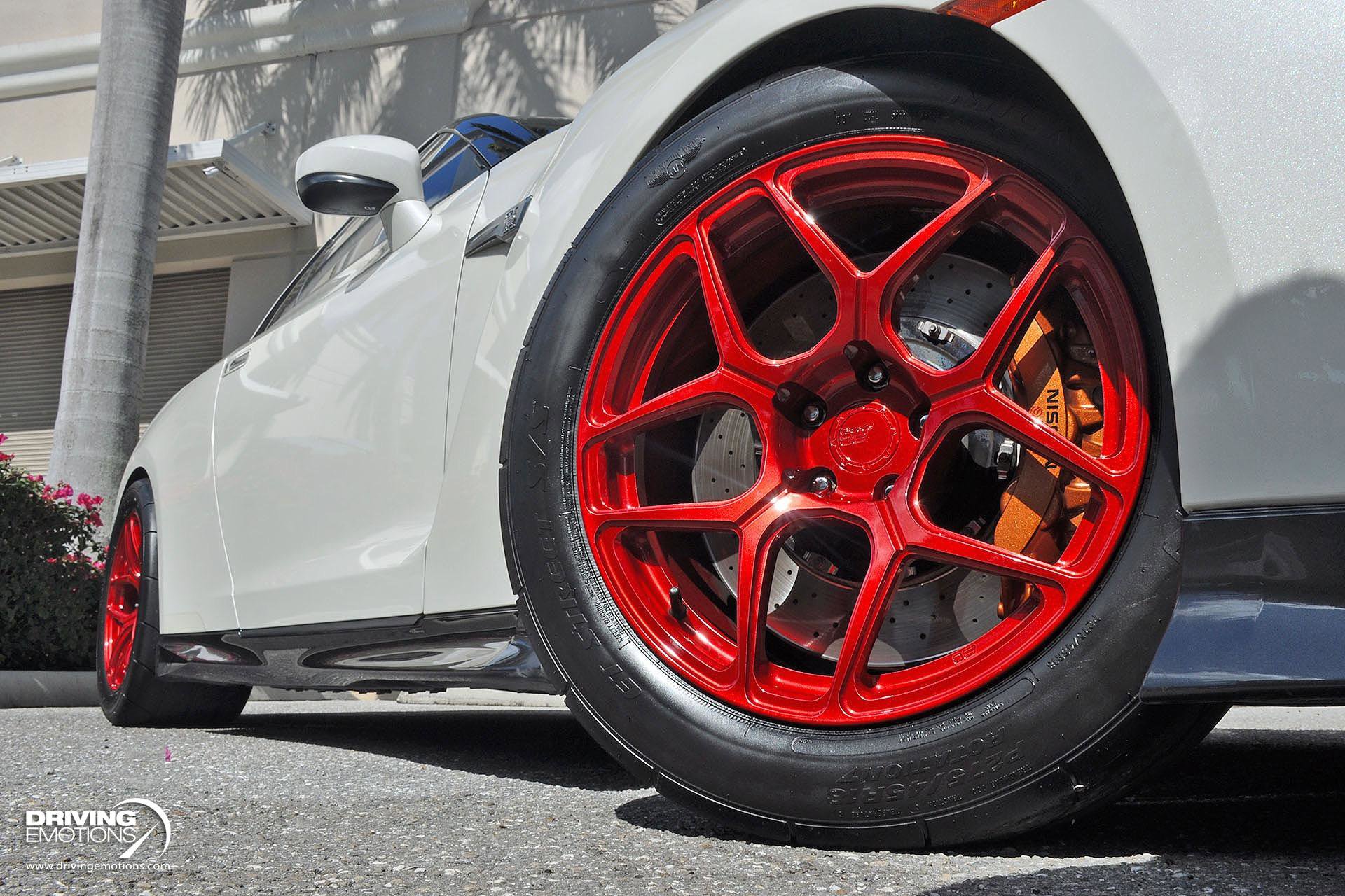 Used 2019 Nissan GT-R Premium image 6