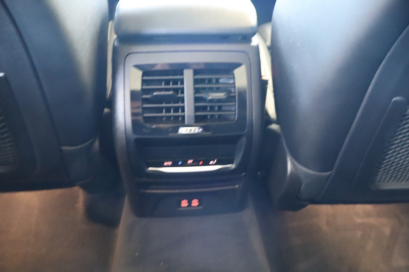 Used 2022 BMW X3 sDrive30i w/ Convenience Package RWD image 34