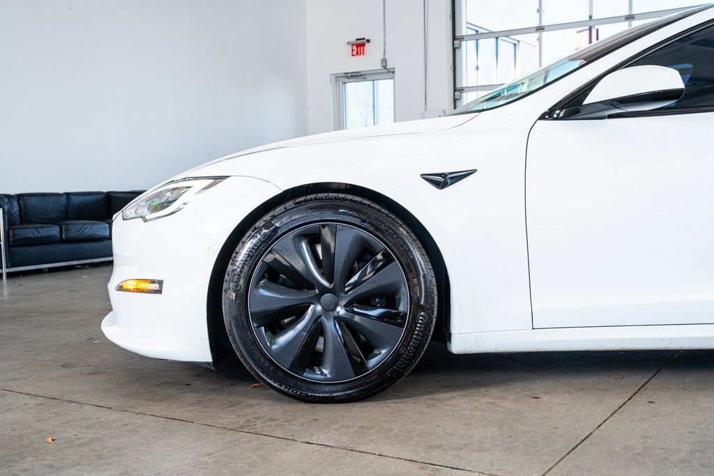 Used 2022 Tesla Model S image 9