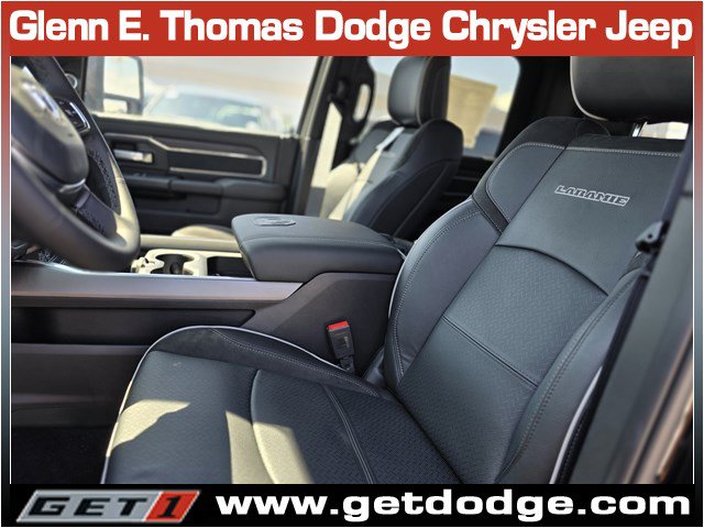 New 2026 RAM 2500 Laramie AWD/4WD image 12