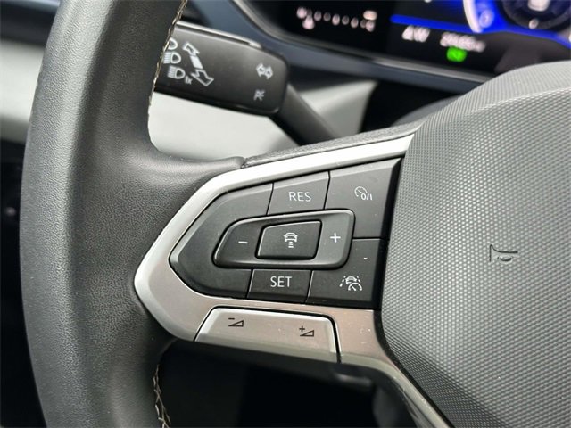 Certified 2022 Volkswagen Taos SE w/ Panoramic Sunroof Package image 24