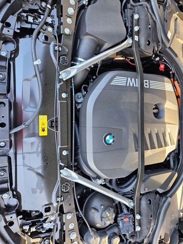 New 2026 BMW 750e xDrive w/ Premium Package image 17