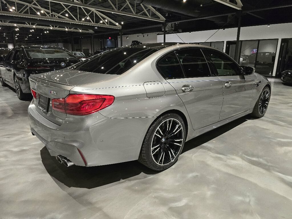 Used 2018 BMW M5 AWD/4WD image 5