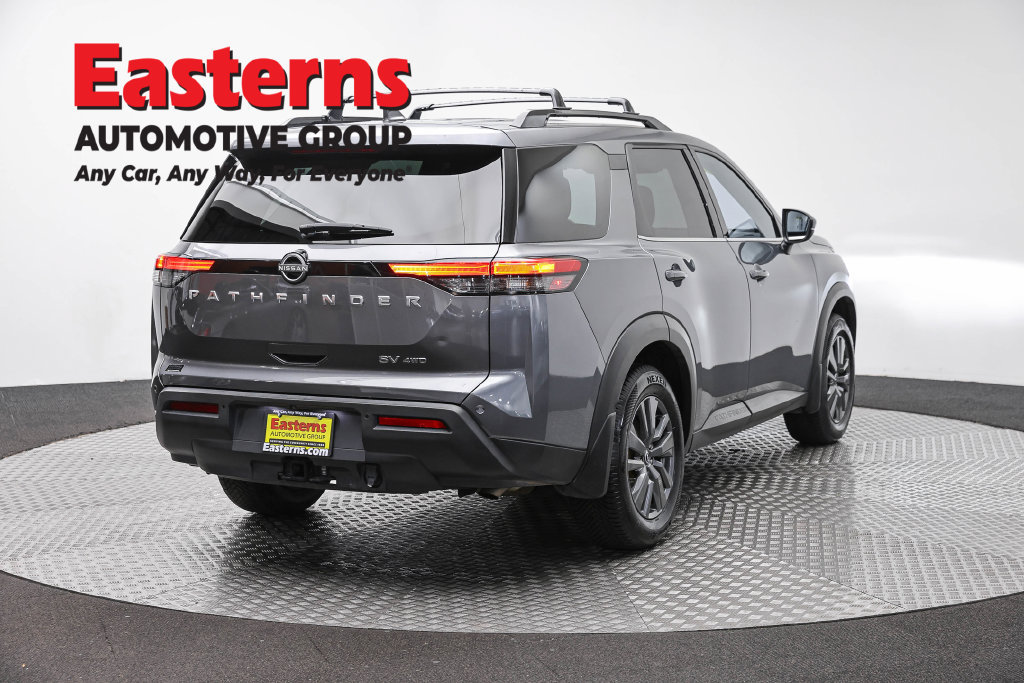Used 2023 Nissan Pathfinder SV w/ SV Premium Package AWD/4WD image 7
