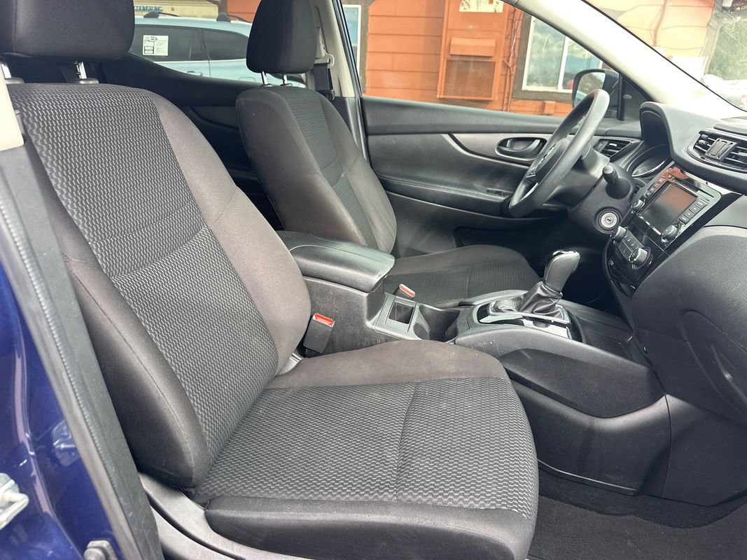 Used 2020 Nissan Rogue Sport S FWD image 16