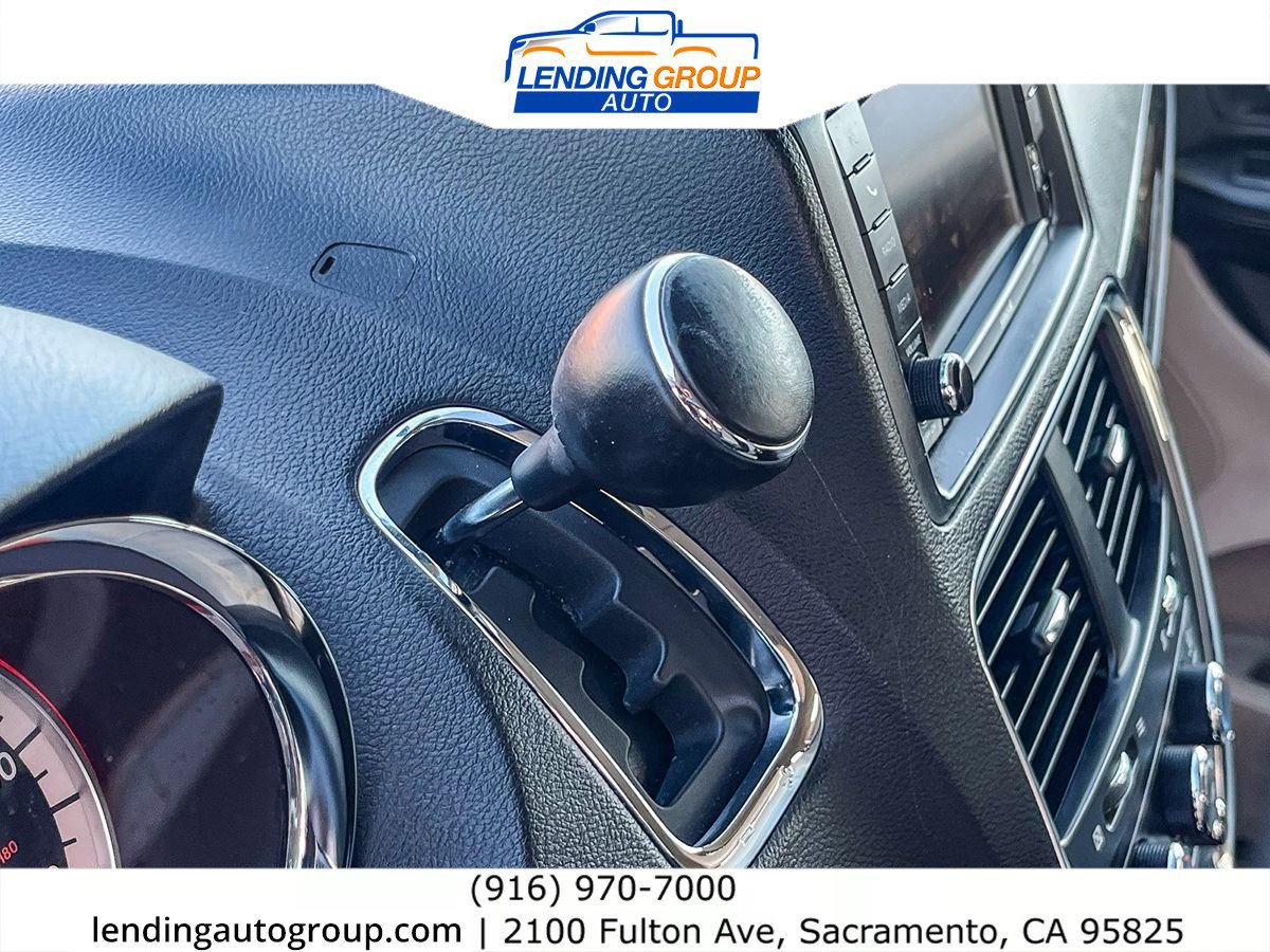 Used 2017 Dodge Grand Caravan SE w/ Power Window Group image 18