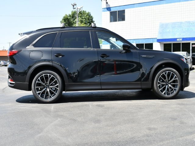 New 2025 MAZDA CX-70 Plug-In Hybrid w/ Premium Pkg image 8