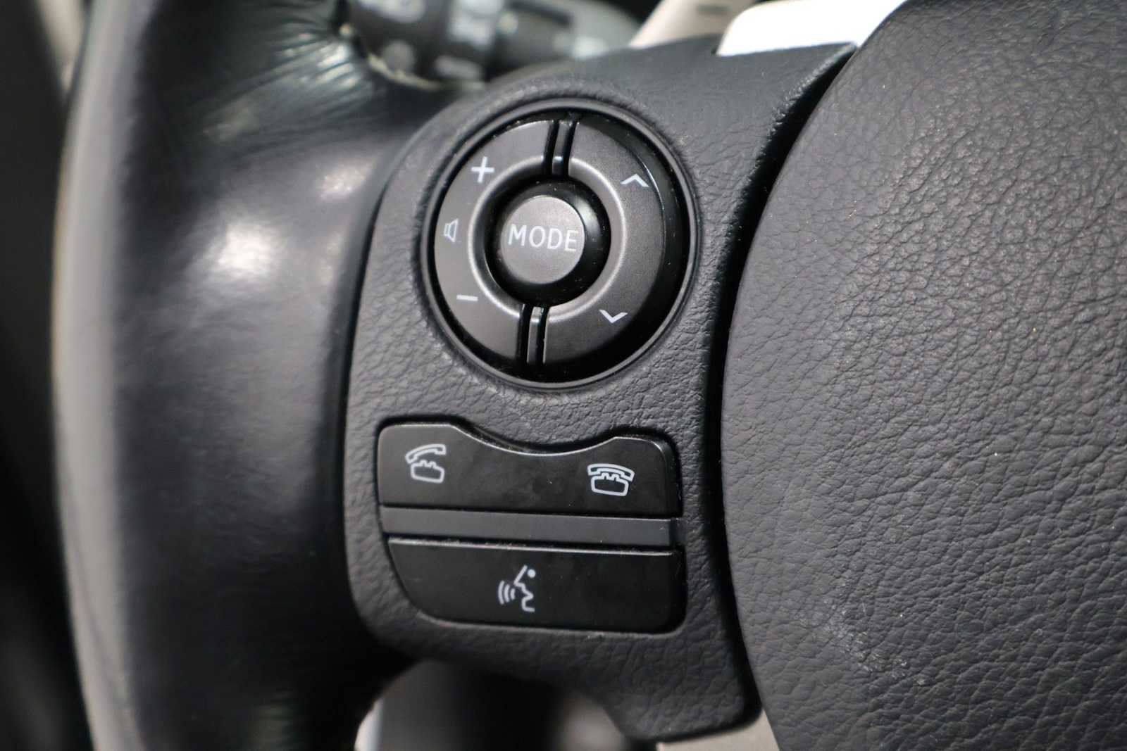 Used 2016 Lexus IS 300 AWD w/ Premium Package image 24