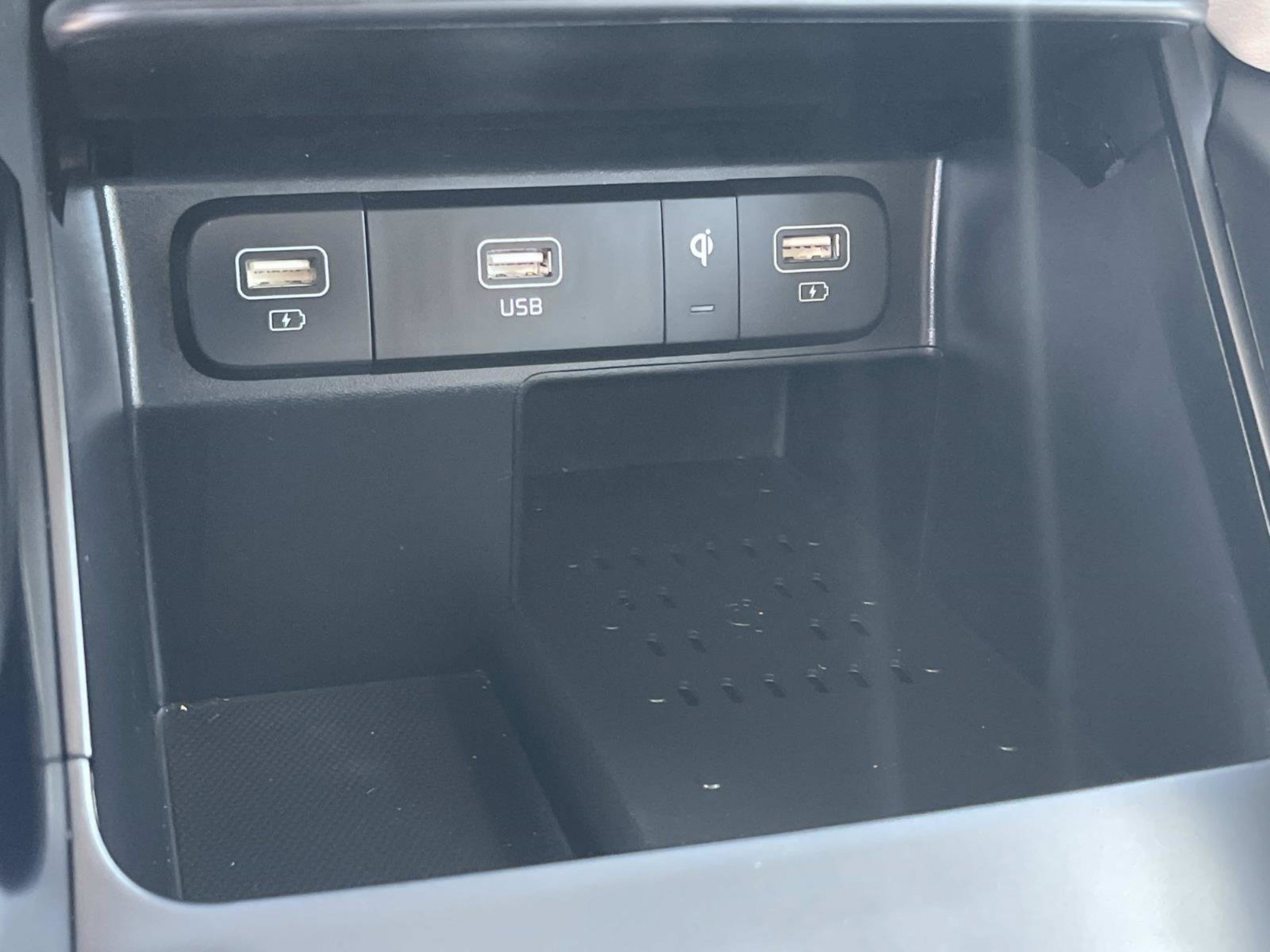 Used 2023 Kia Sorento EX w/ Panoramic Sunroof Package FWD image 35