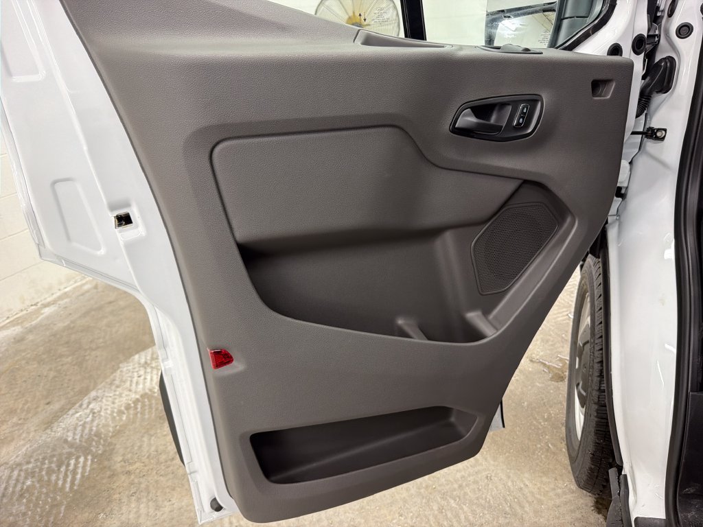 New 2026 Ford Transit 250 148 Medium Roof RWD image 15