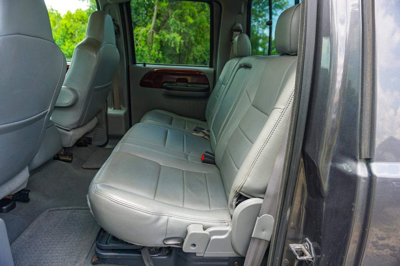 Used 2007 Ford F350 Lariat AWD/4WD image 18