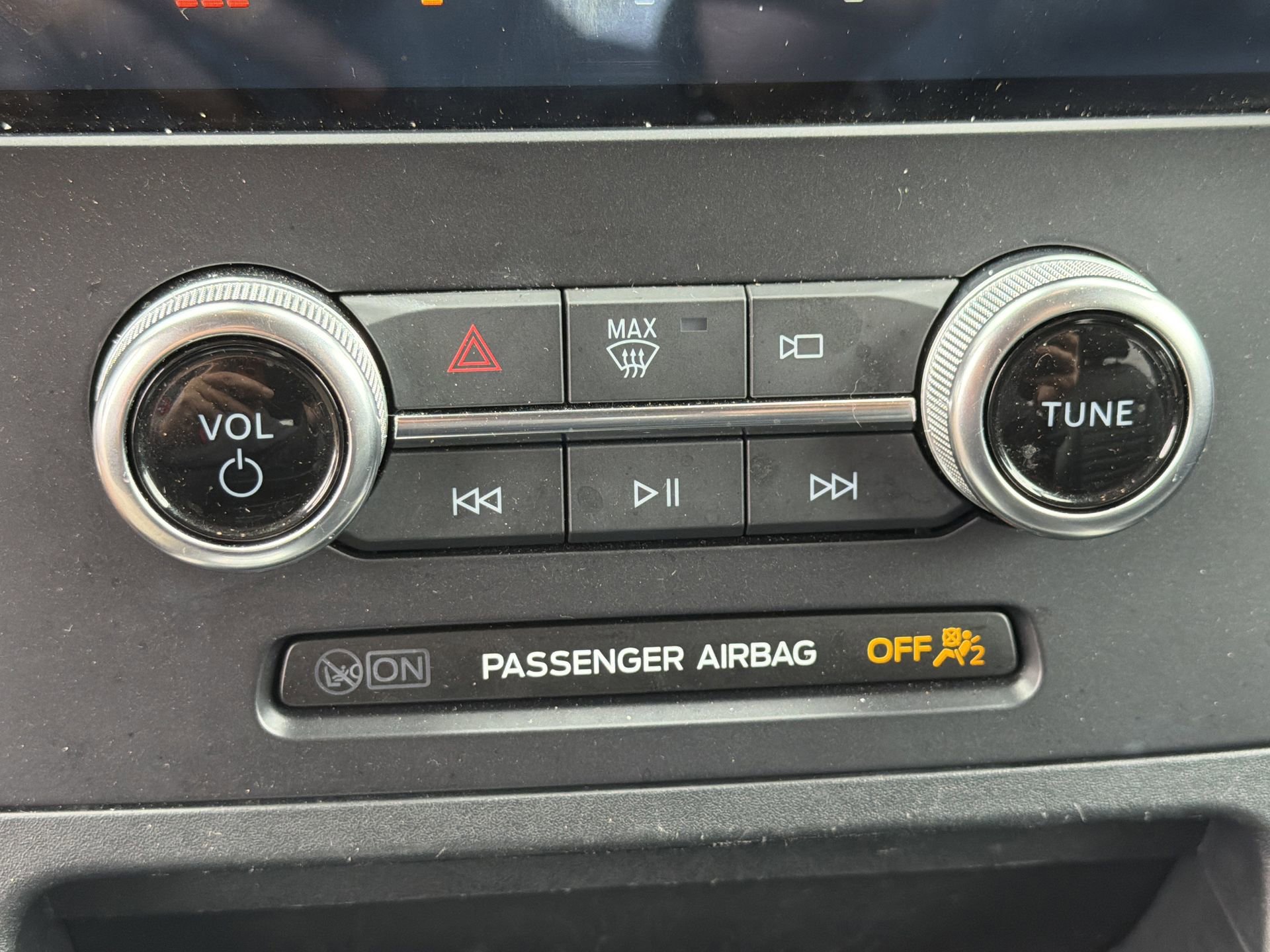 Certified 2024 Ford Edge SEL image 6