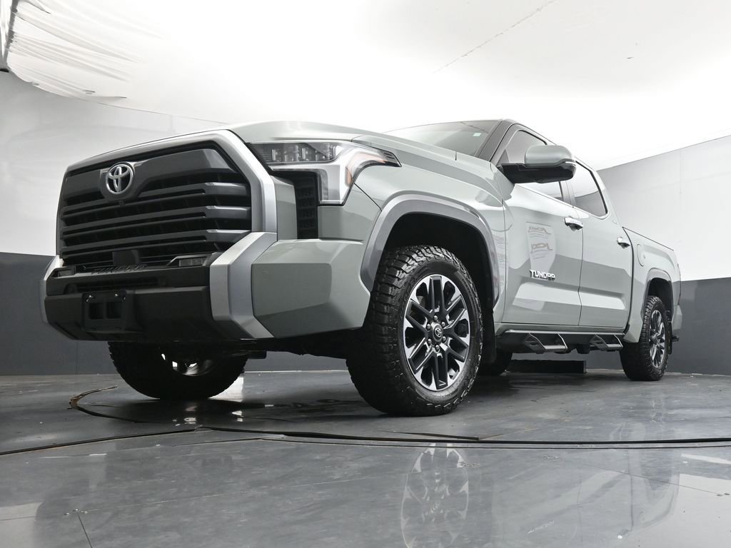 Used 2025 Toyota Tundra Limited image 38