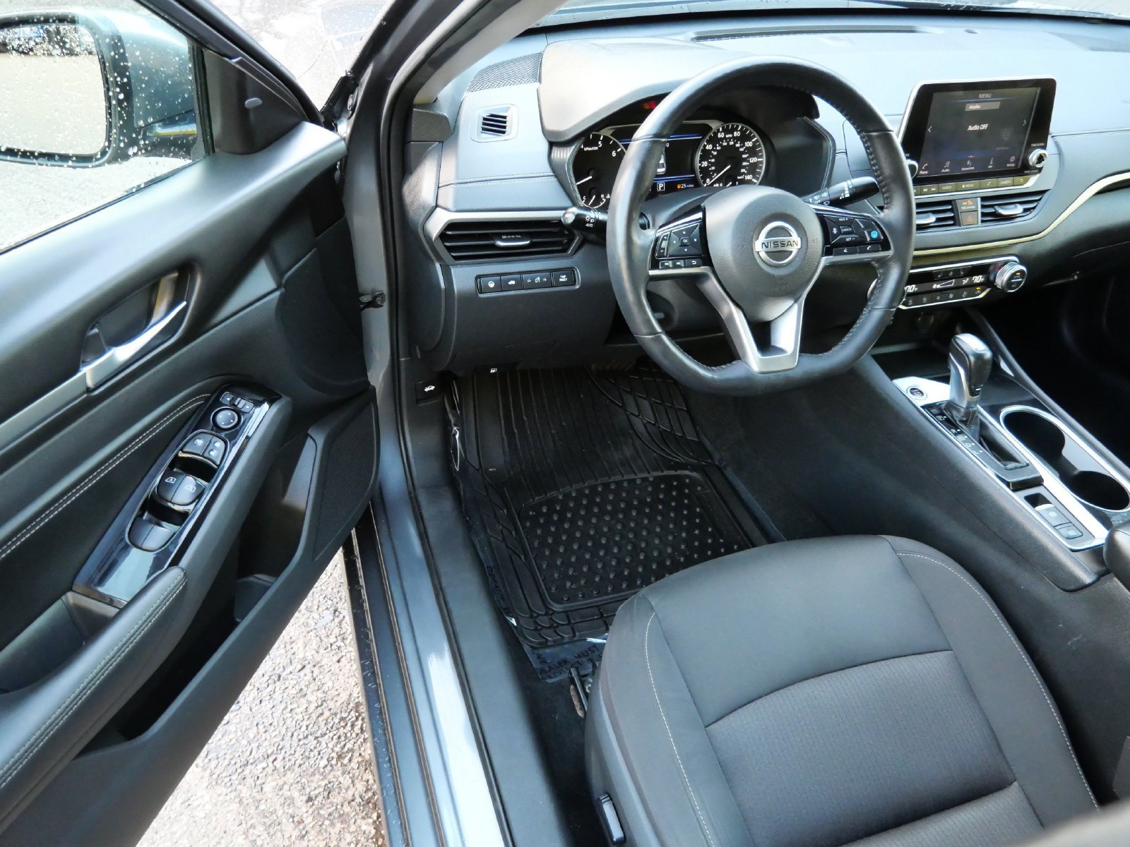Certified 2023 Nissan Altima 2.5 SV AWD/4WD image 10