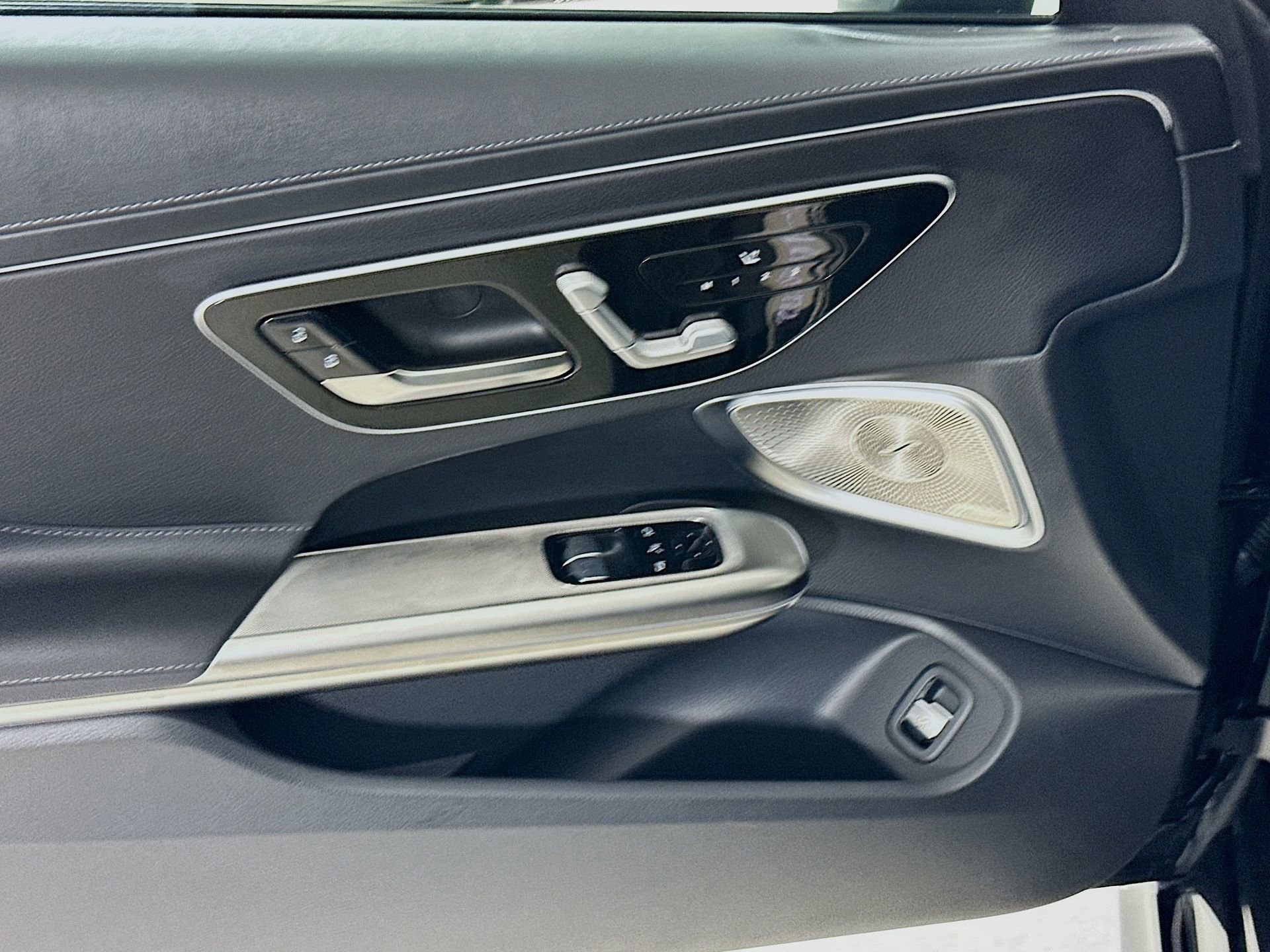 New 2026 Mercedes-Benz CLE 300 4MATIC Coupe image 19