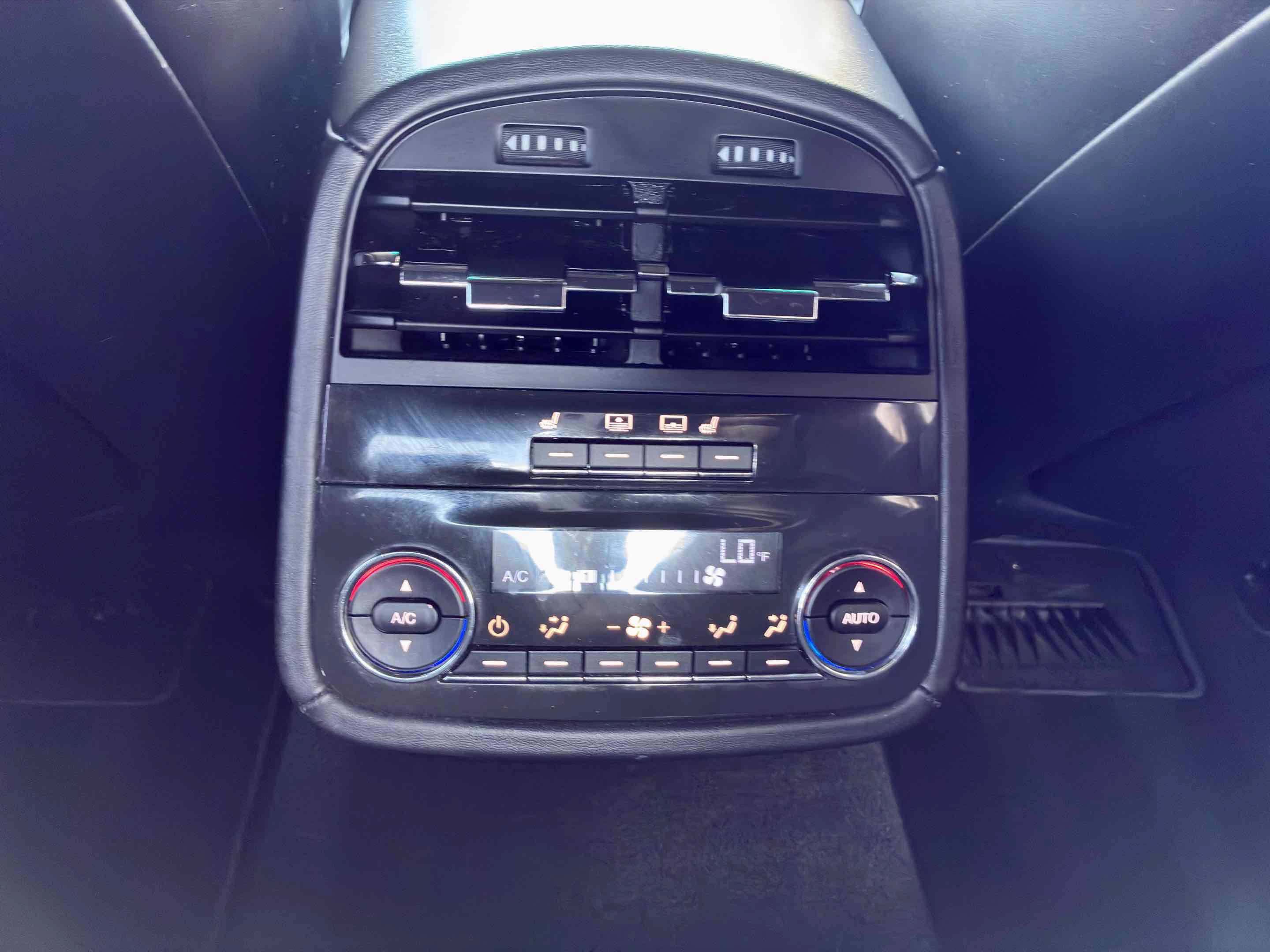 Used 2014 Maserati Quattroporte GTS RWD image 54
