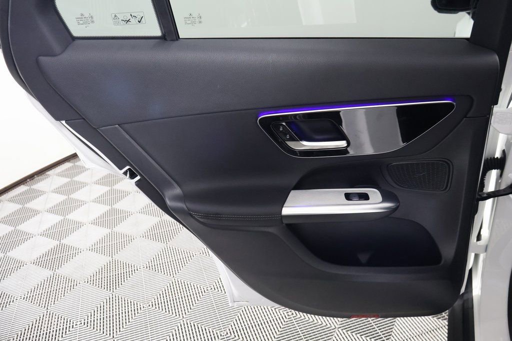 Certified 2026 Mercedes-Benz GLC 300 image 10