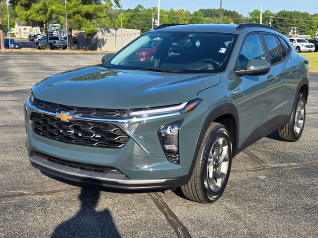 New 2026 Chevrolet Trax LT w/ Driver Confidence Package FWD image 5