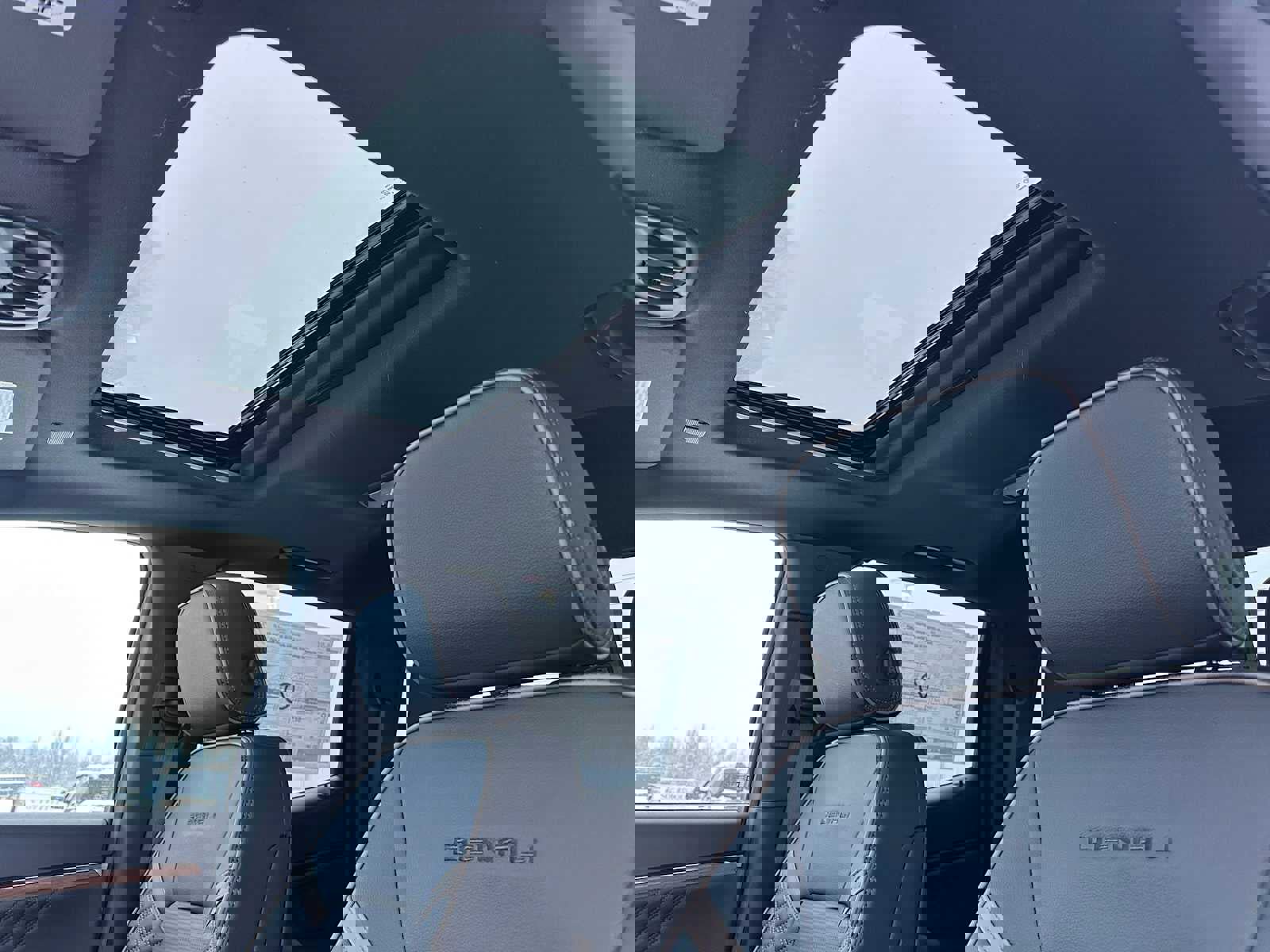 New 2026 GMC Canyon Denali image 22