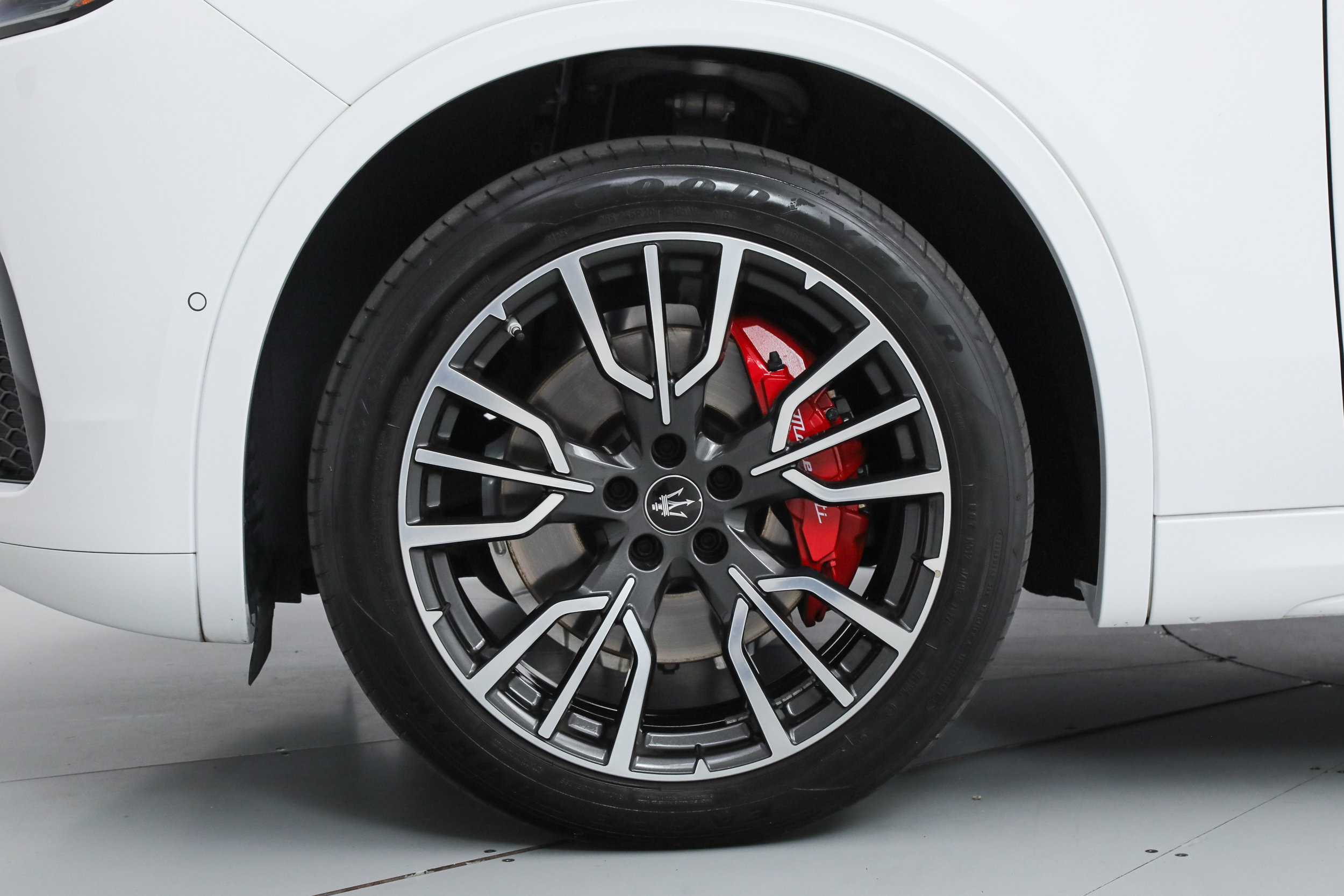 Used 2023 Maserati Grecale GT AWD/4WD image 19