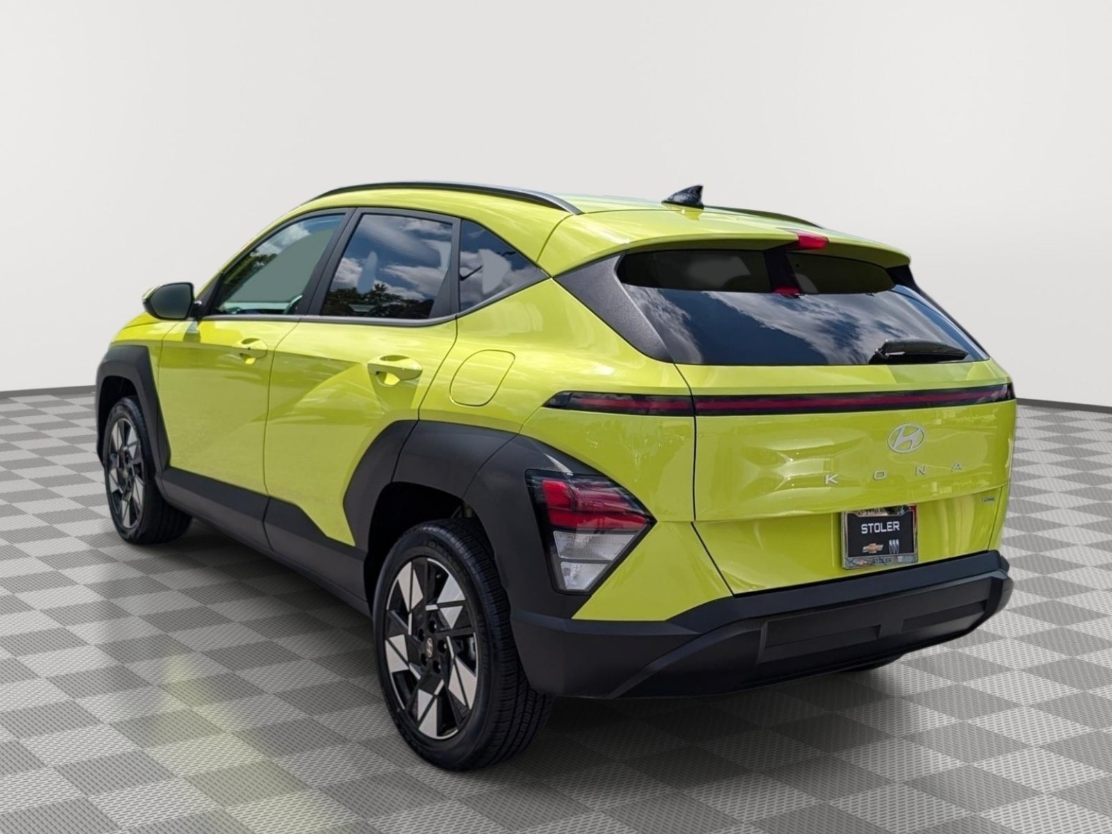 Used 2024 Hyundai Kona SEL AWD/4WD image 3