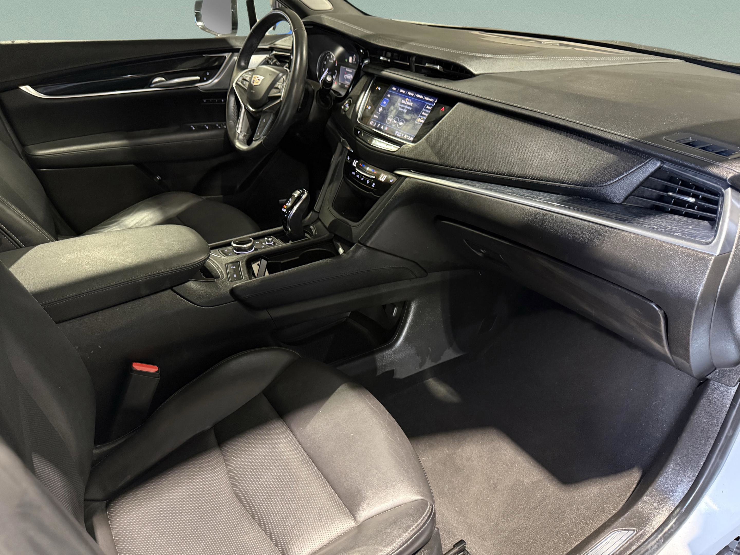 Used 2024 Cadillac XT5 Premium Luxury image 41