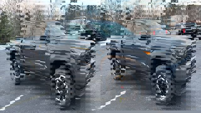 New 2026 Toyota Tacoma TRD Off-Road w/ TRD Off Road Upgrade Package image 31