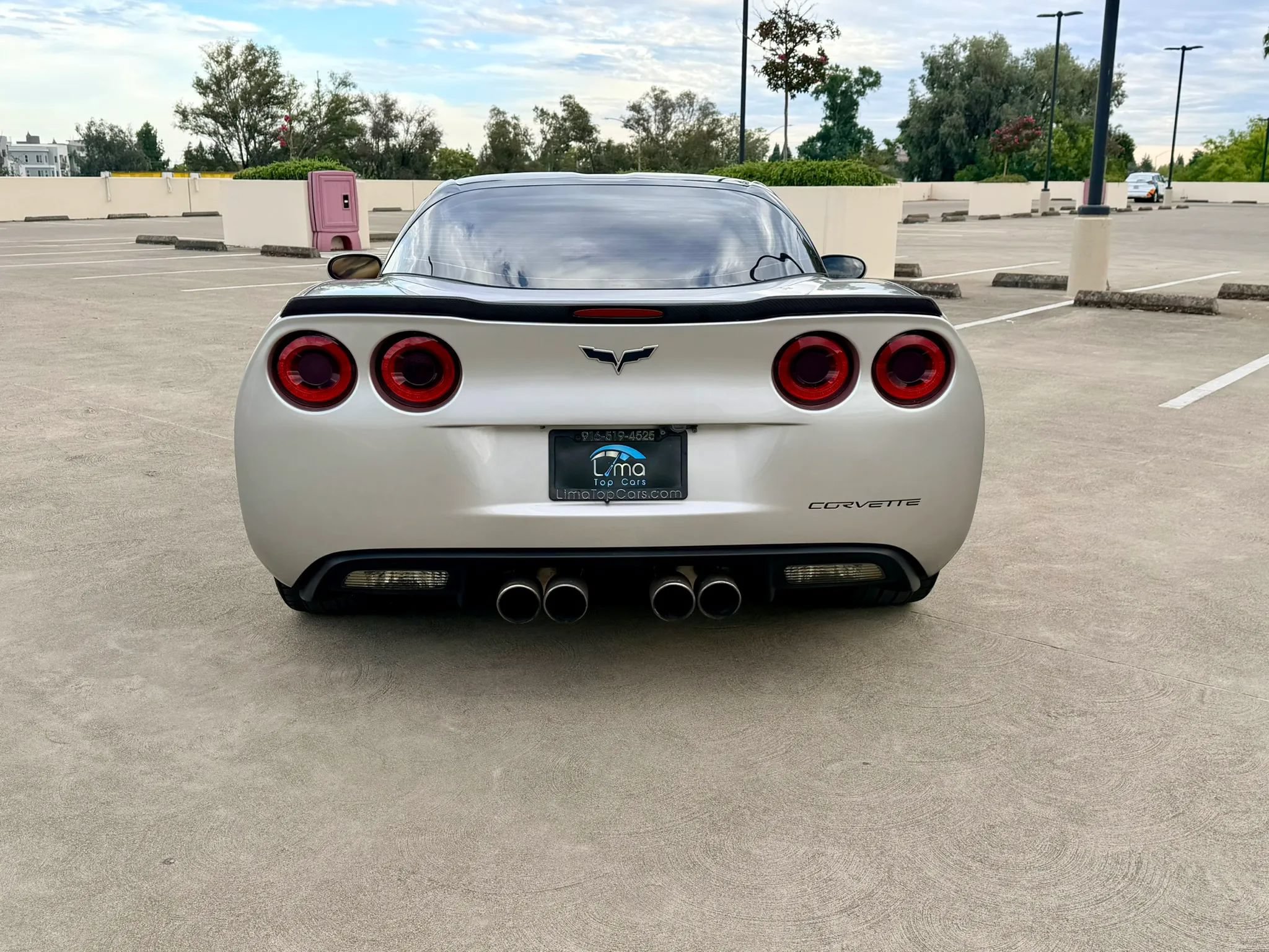 Used 2007 Chevrolet Corvette Coupe w/ Preferred Equipment Group RWD image 48