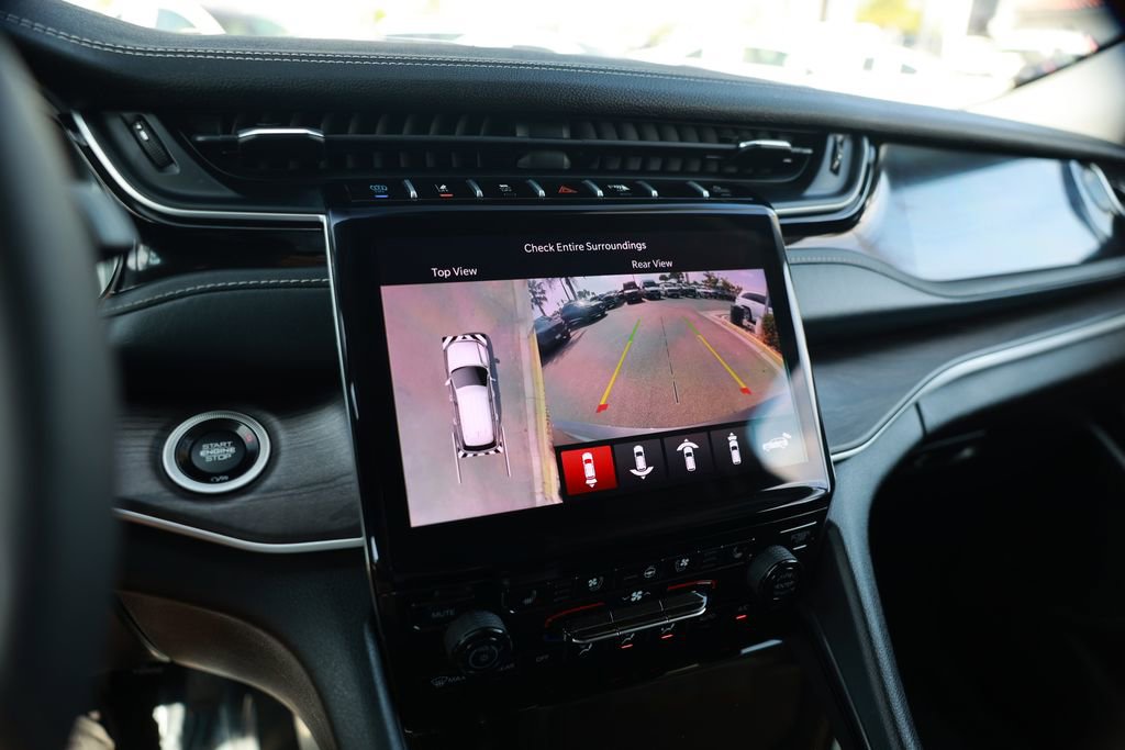 Used 2024 Jeep Grand Cherokee Limited 4xe w/ Luxury Tech Group II image 24