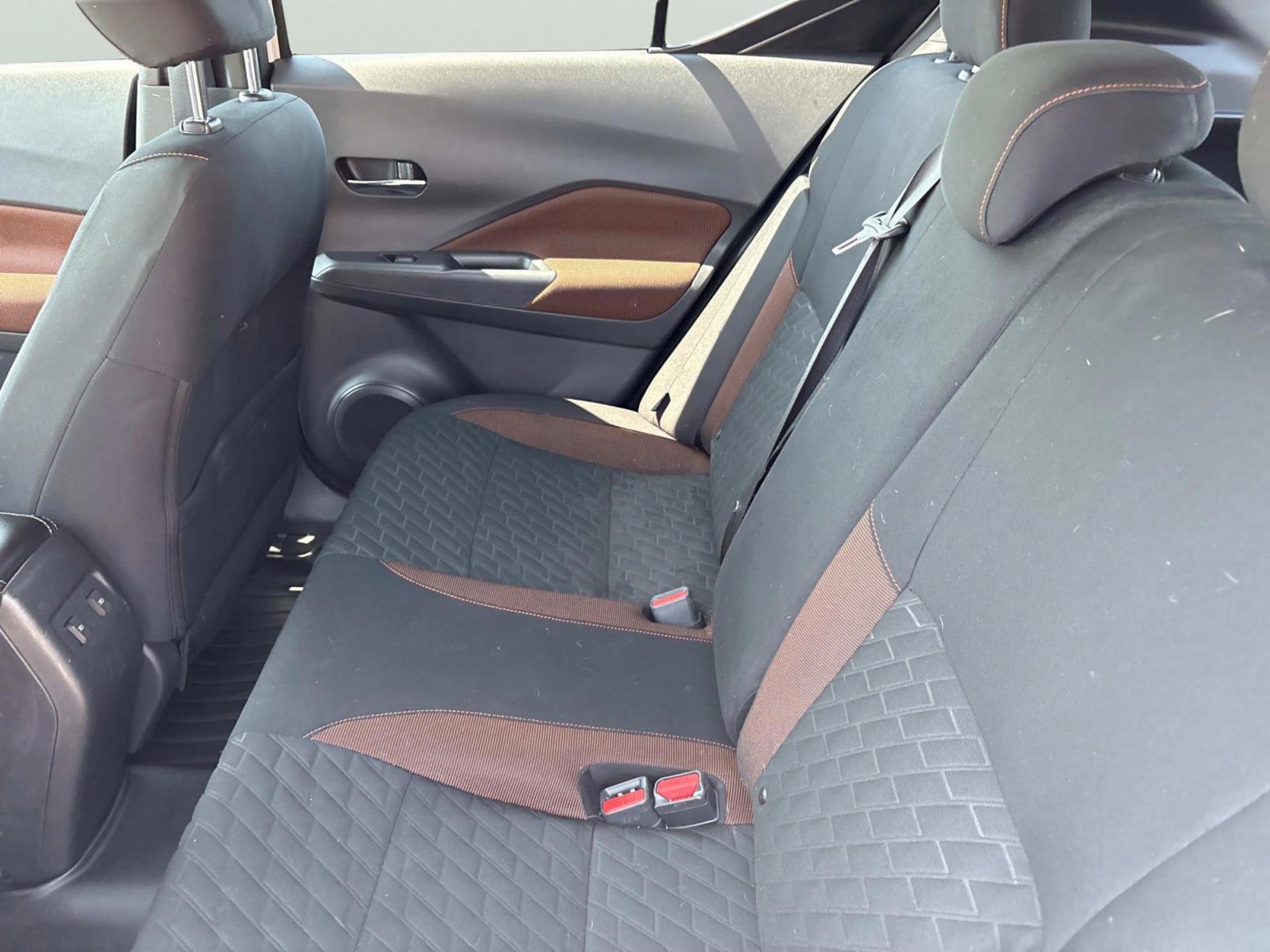 Used 2021 Nissan Kicks SR image 16