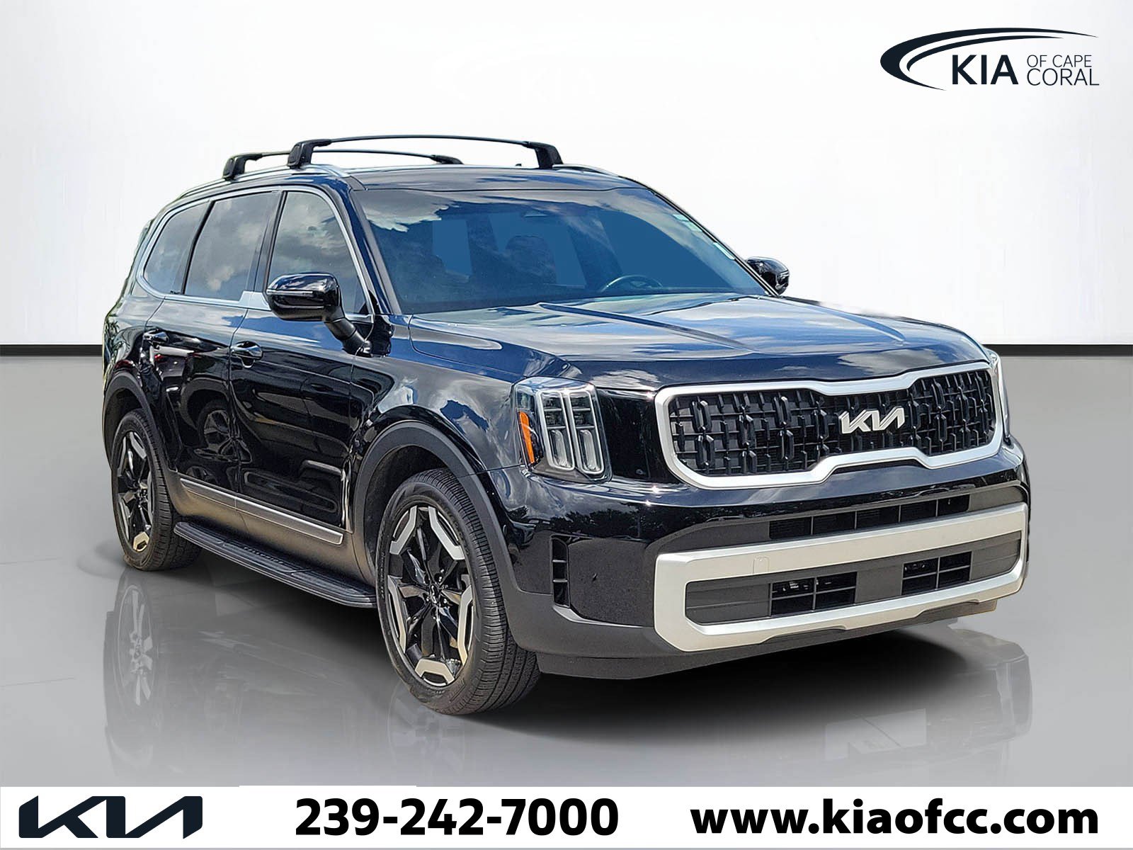 Certified 2024 Kia Telluride EX w/ EX Captain's Chair Package image 1