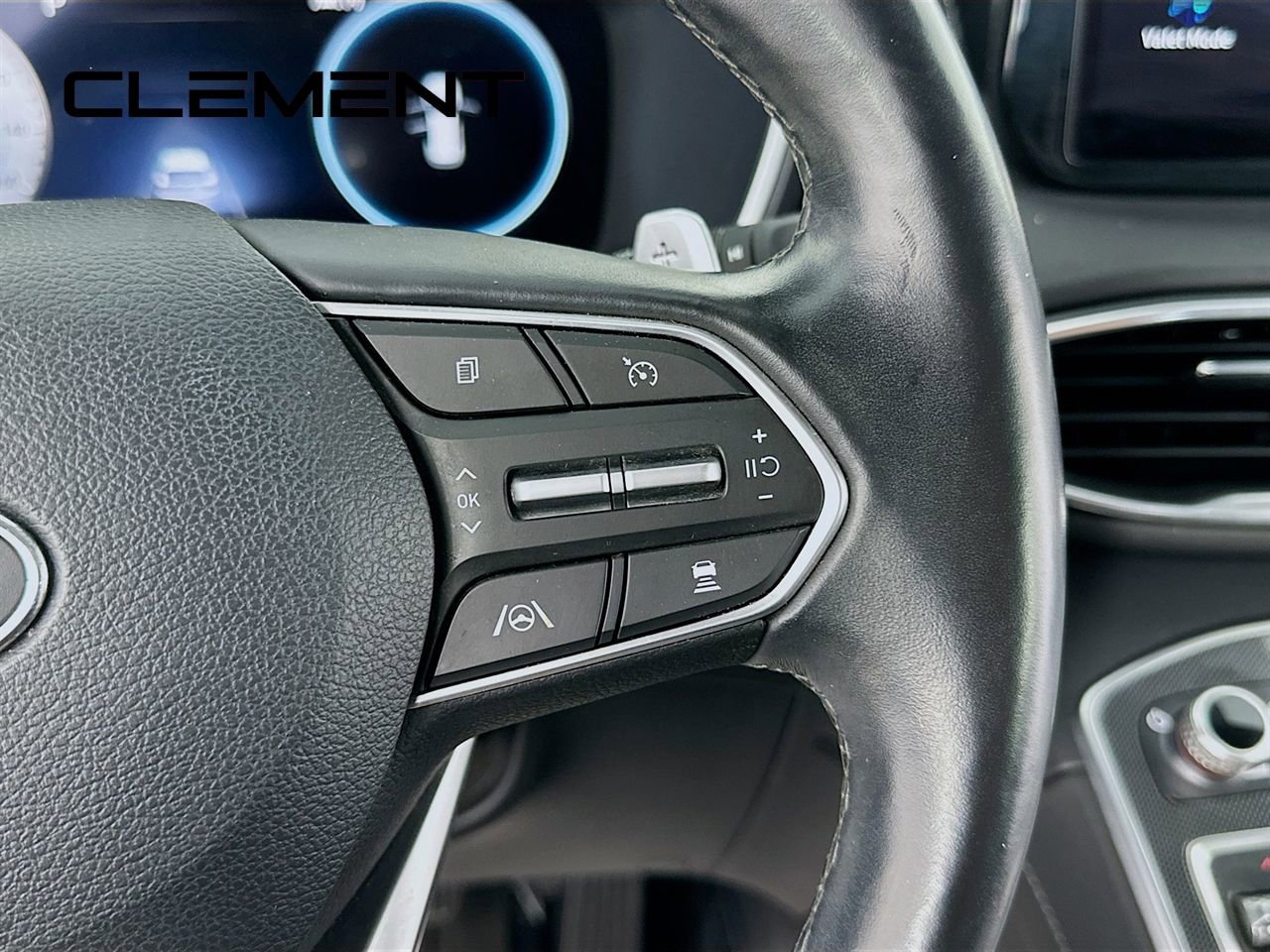 Used 2021 Hyundai Santa Fe Limited FWD image 17
