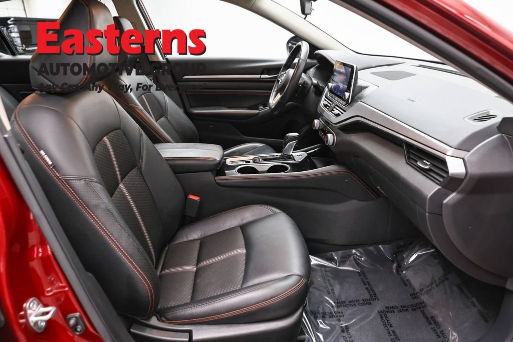 Used 2023 Nissan Altima 2.5 SR AWD/4WD image 24