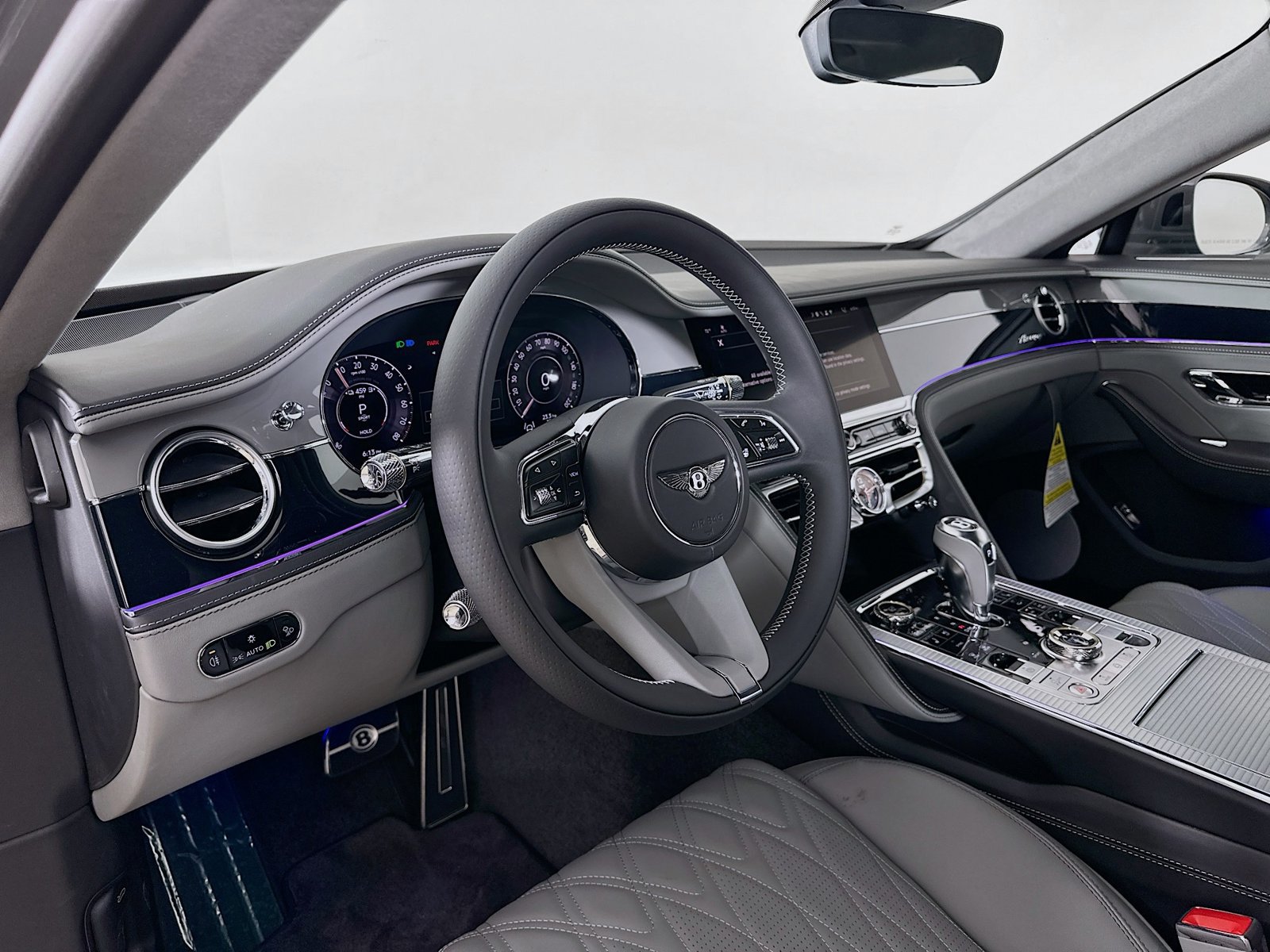New 2026 Bentley Flying Spur V8 AWD/4WD image 35