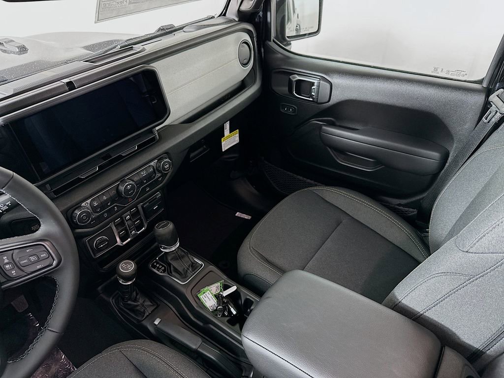 New 2026 Jeep Gladiator Sport AWD/4WD image 31